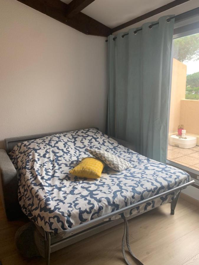 Grand Studio Entre Le Golf Et La Plage A 800M 생시프리앙 외부 사진